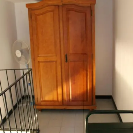 Upper Orange Centre شقة كاتانيا